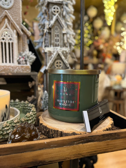 Mistletoe Magic XL Candle | 3.5kg detail – Leya Buster Interiors