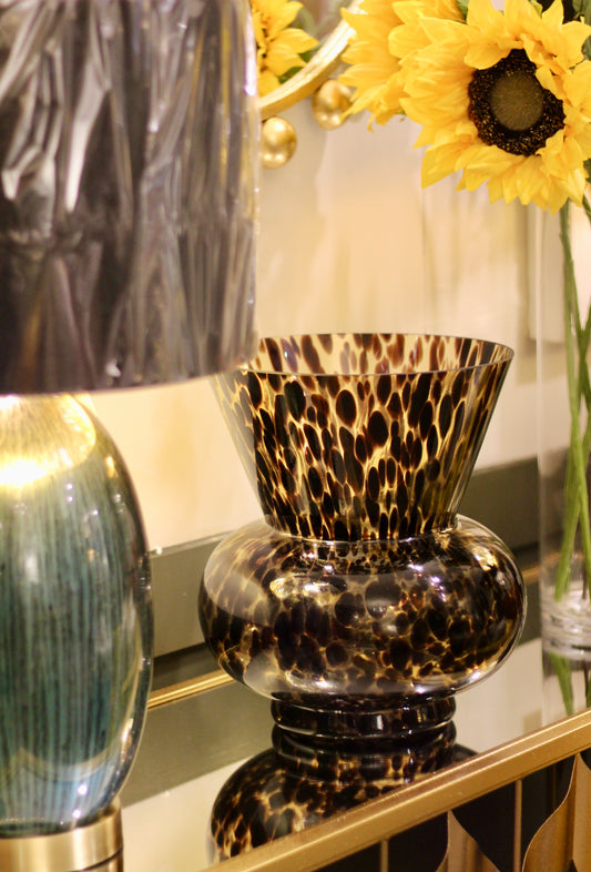 Tortoise vase amber glass centre piece 