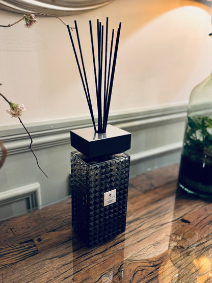 Persian Spice Diffuser – 500ml styled view – Leya Buster Interiors