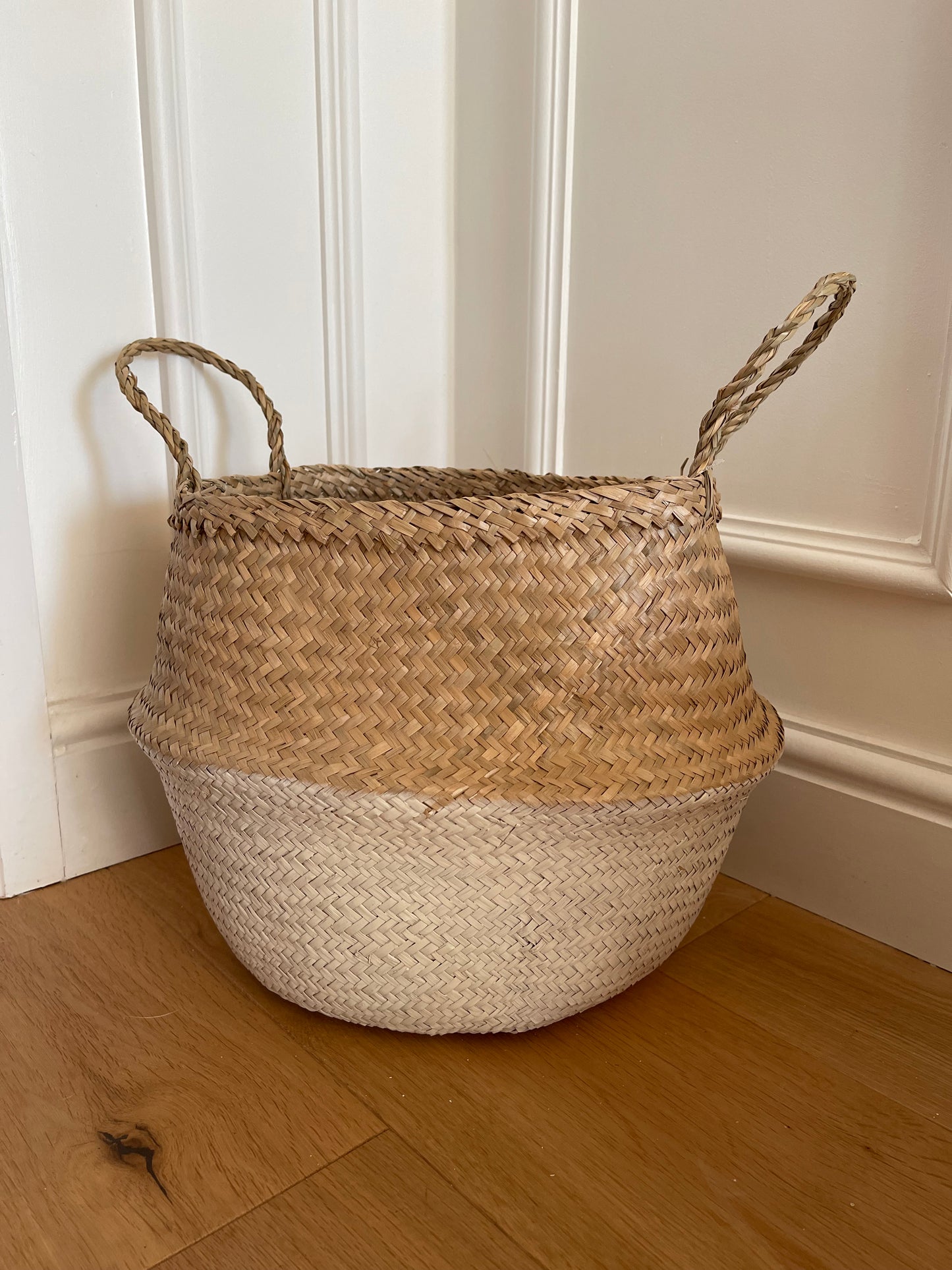 White Dip Seagrass Basket