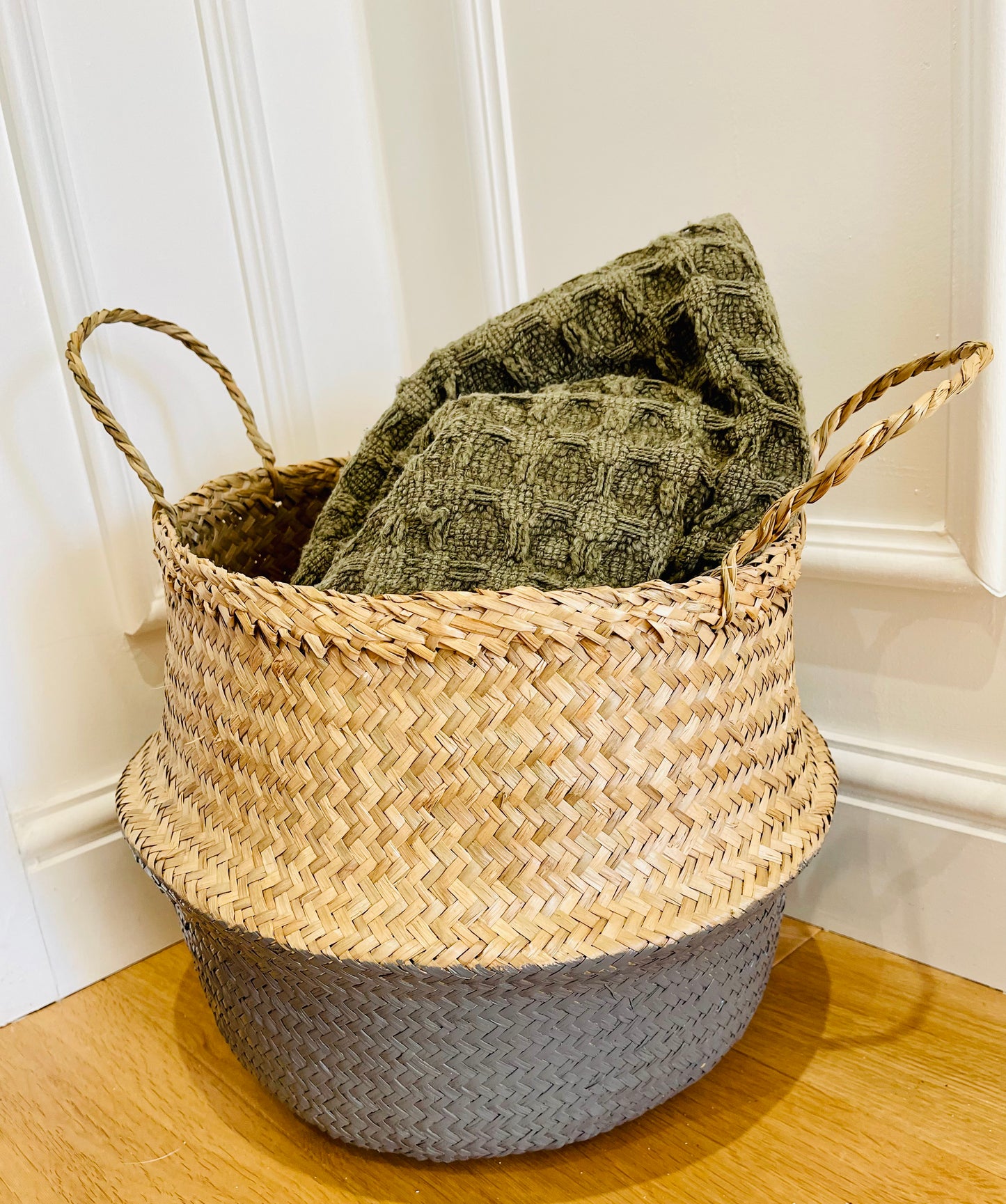 Grey Dip Seagrass Basket