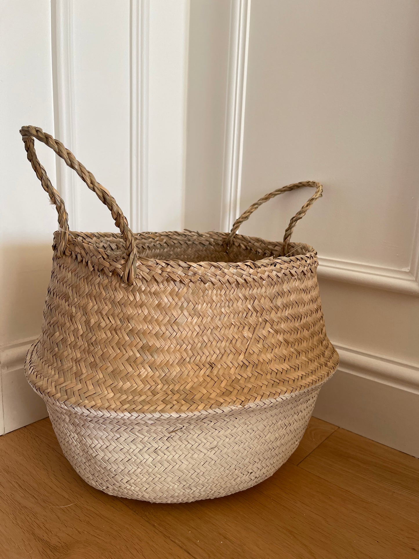 White Dip Seagrass Basket